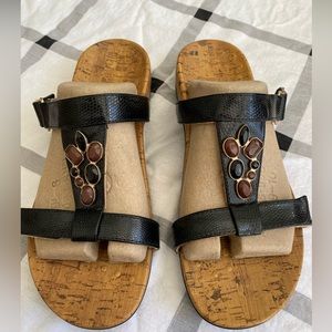 Vionic Viviana Black Embellished Sandals, 10M